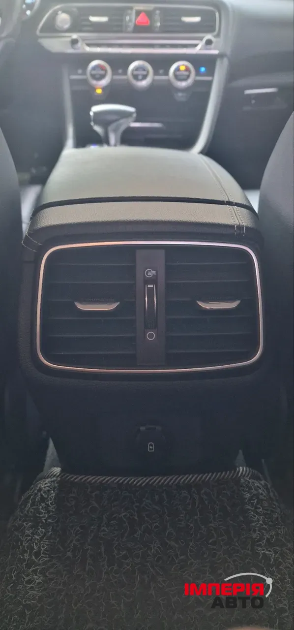 Genesis G70 - фото 14