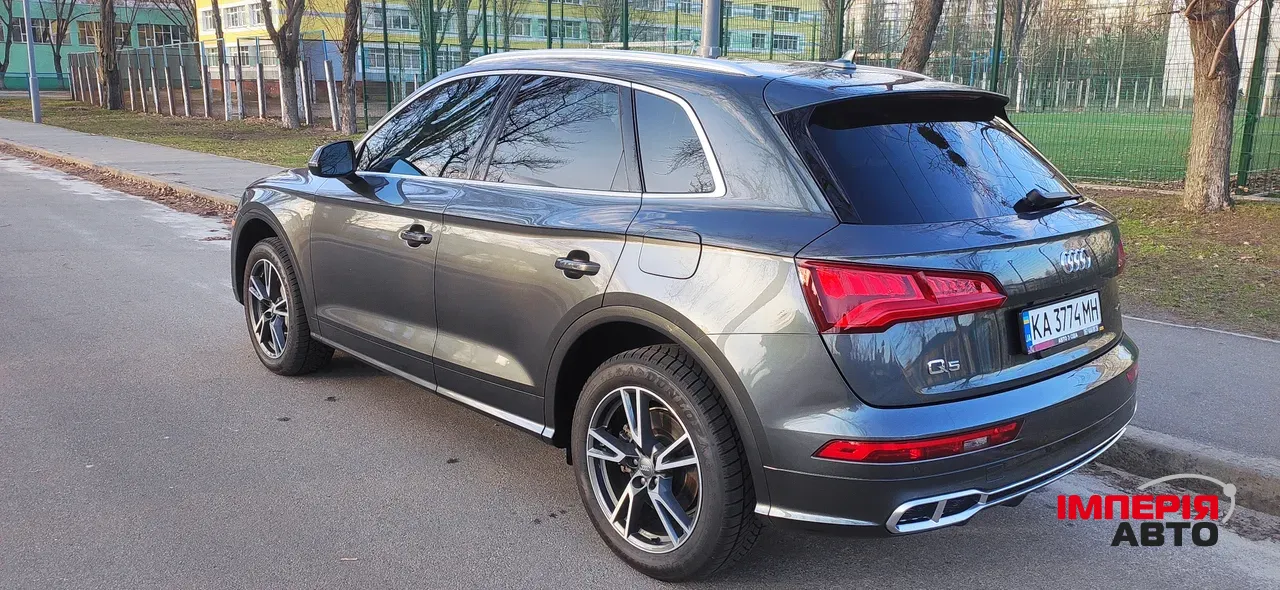 Audi Q5 - фото 3