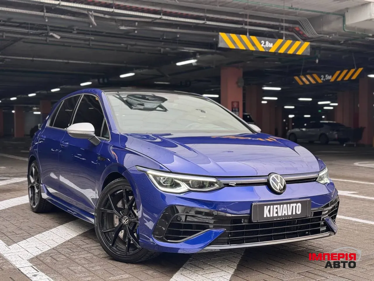 Volkswagen Golf R - фото 2