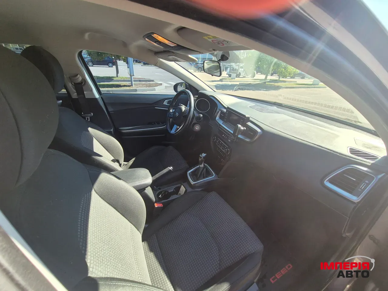 Kia Ceed - фото 5