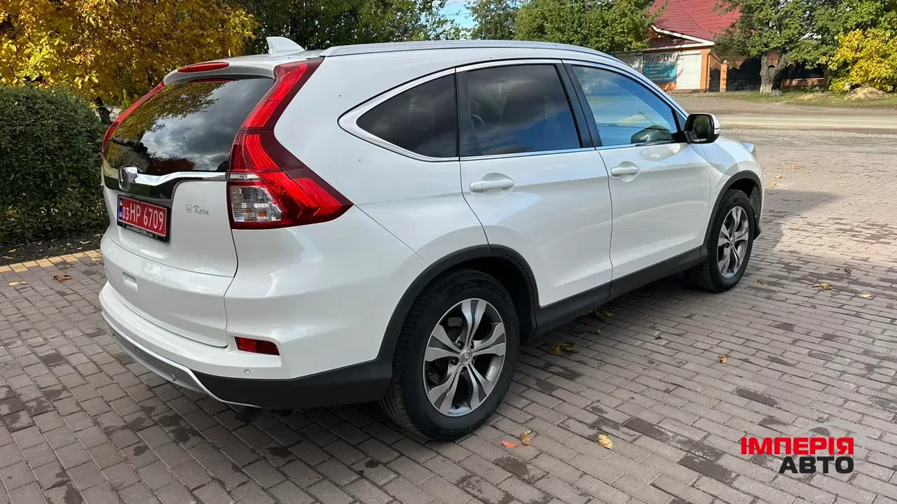 Honda CR-V - фото 8