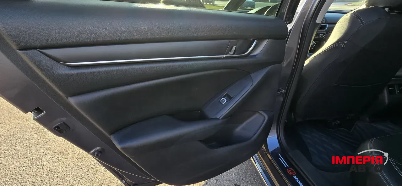 Honda Accord - фото 7