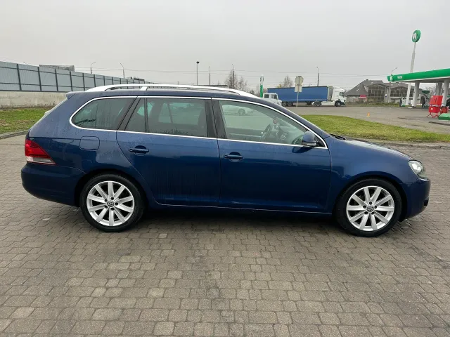 Volkswagen Golf - фото 4