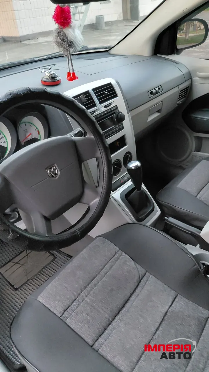 Dodge Caliber - фото 5