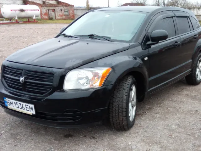 Dodge Caliber - фото 1