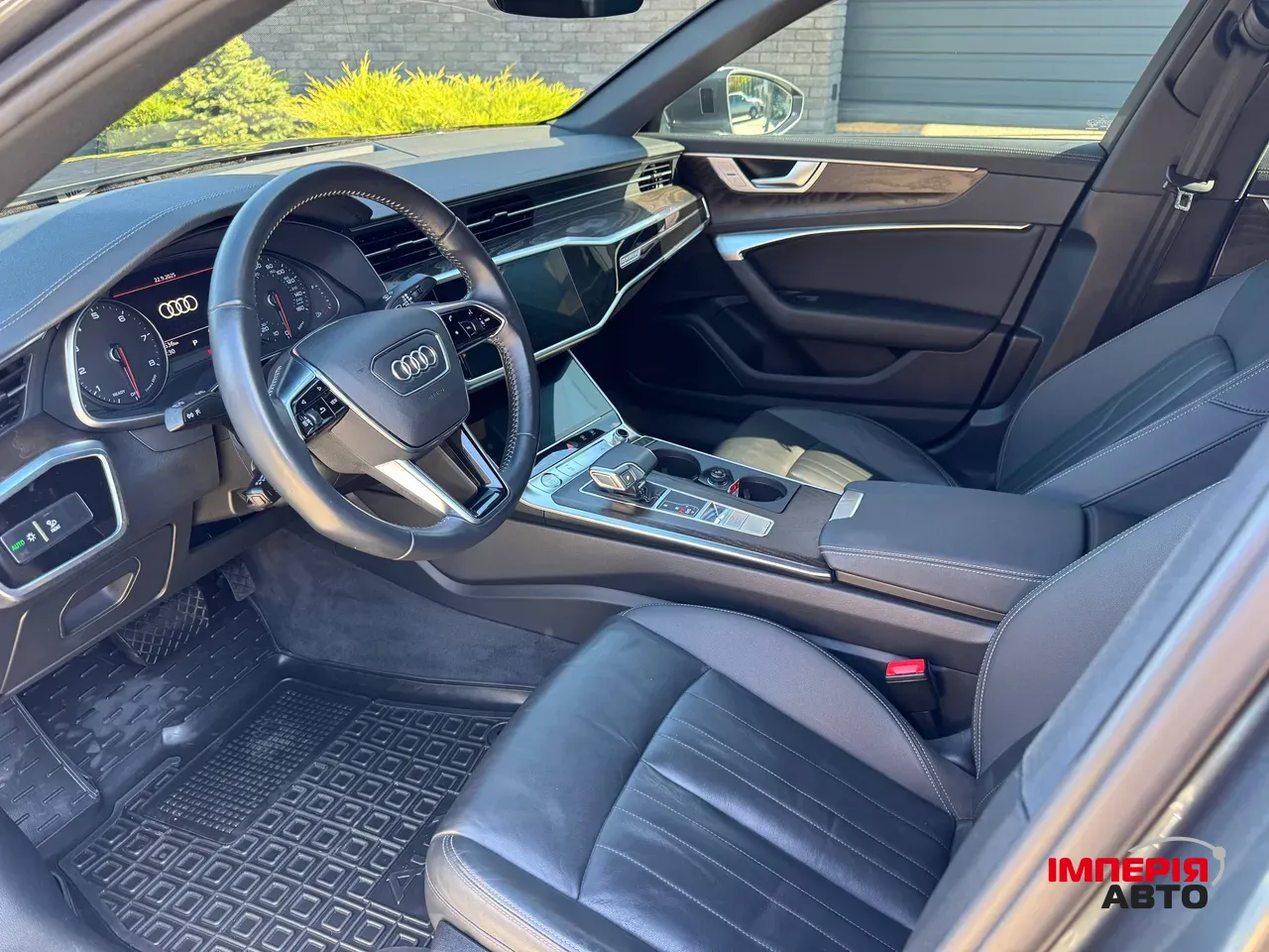 Audi A6 - фото 9