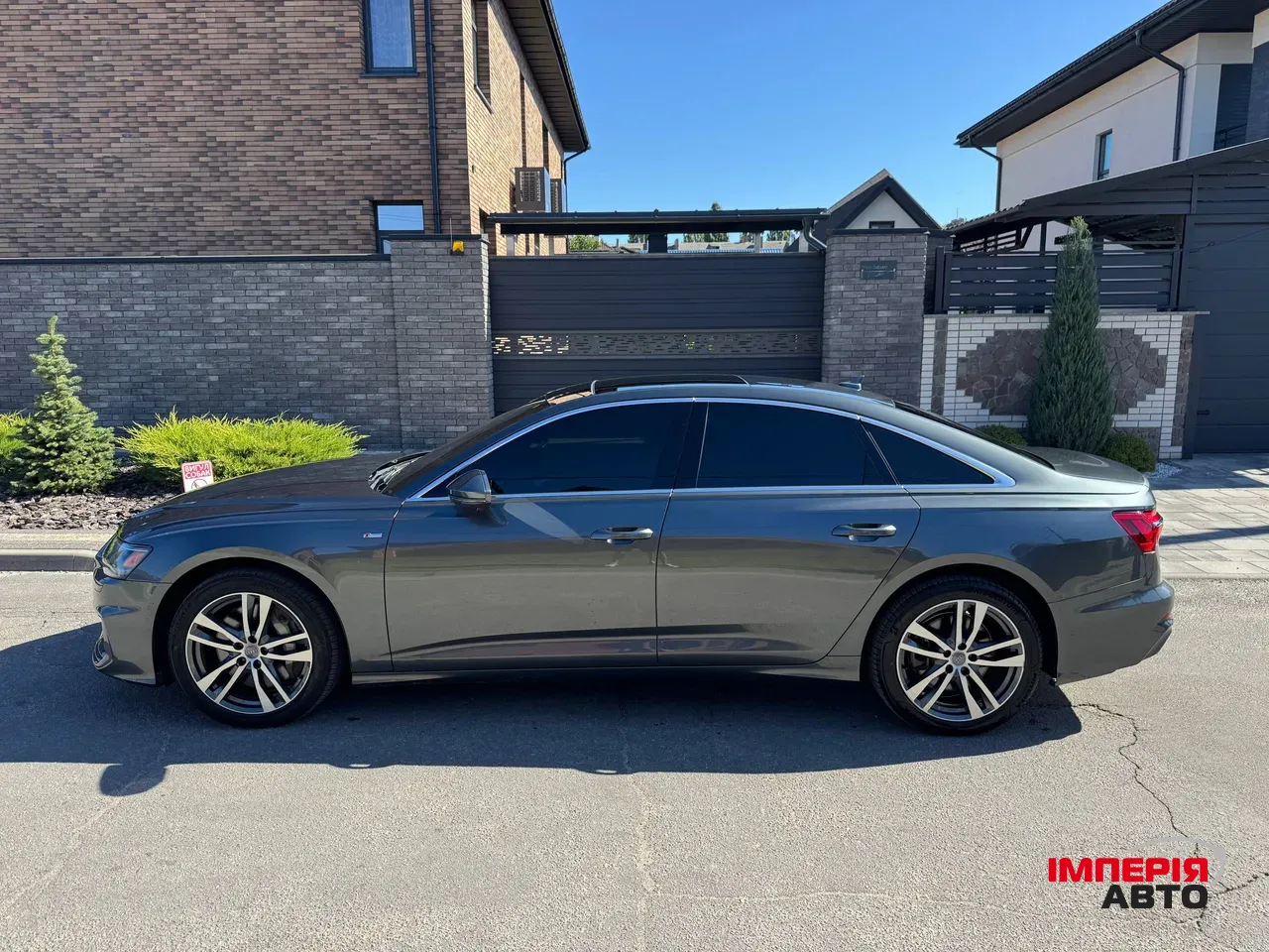 Audi A6 - фото 7