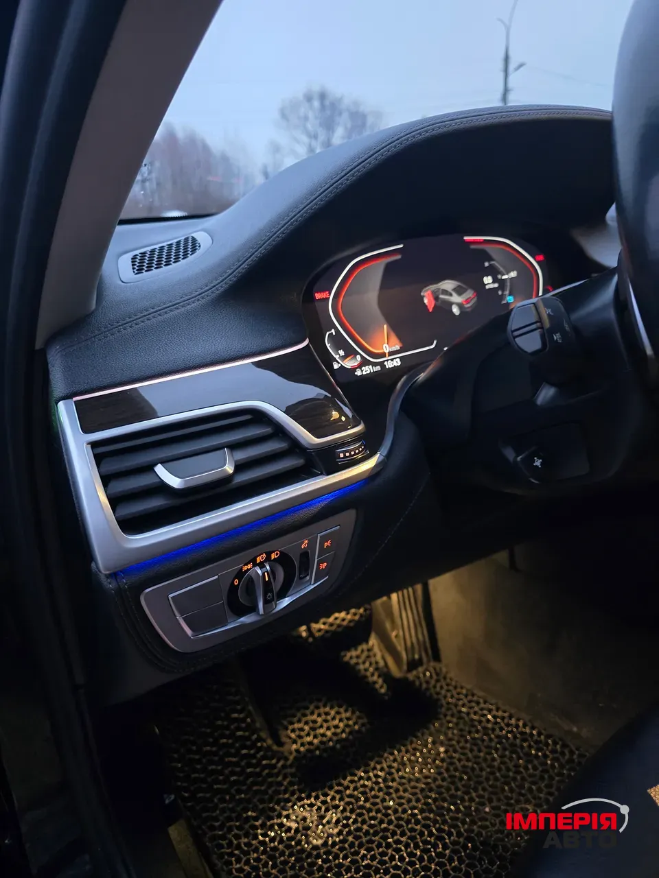 BMW 7 серії - фото 16