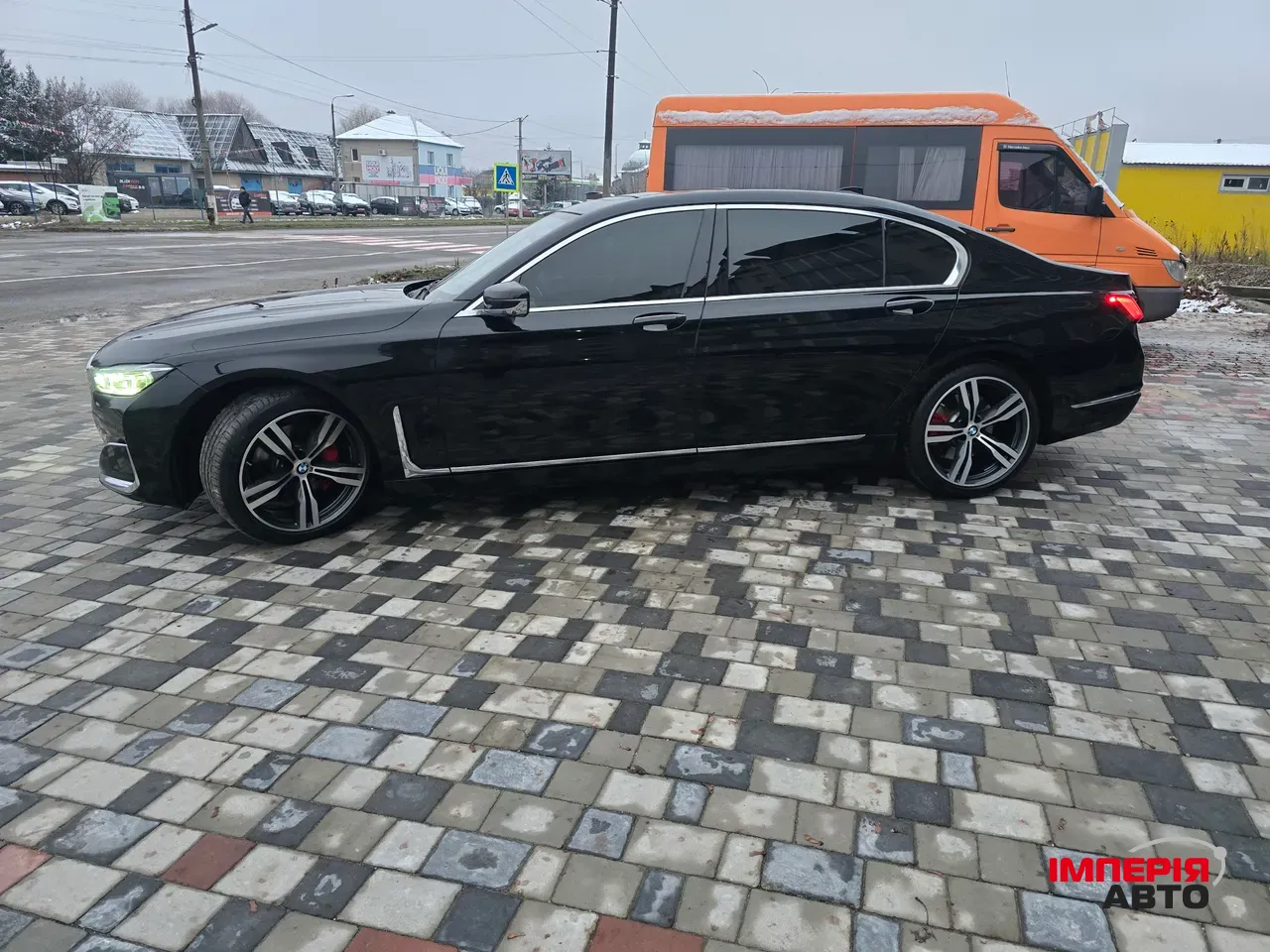 BMW 7 серії - фото 28