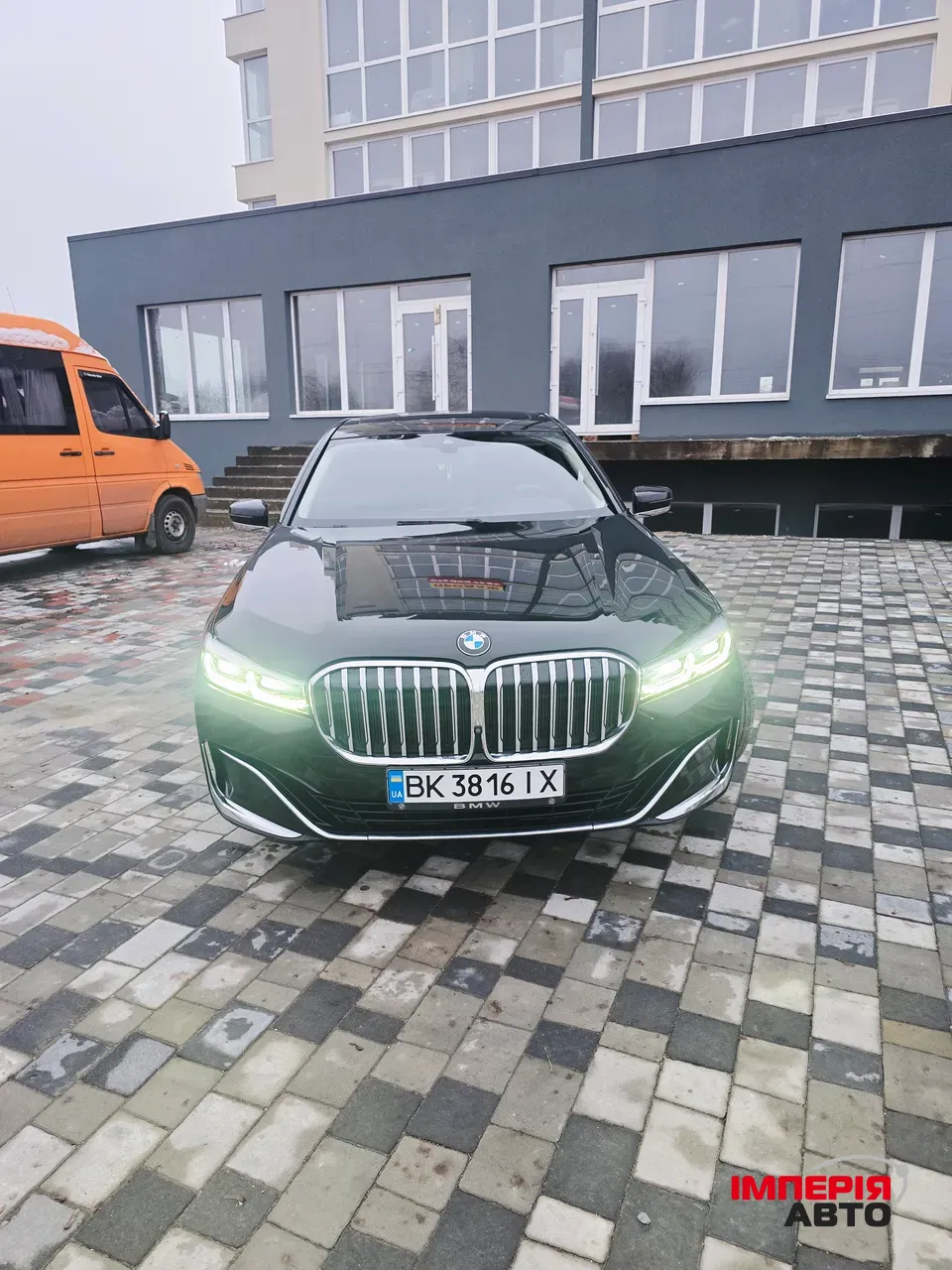 BMW 7 серії - фото 24