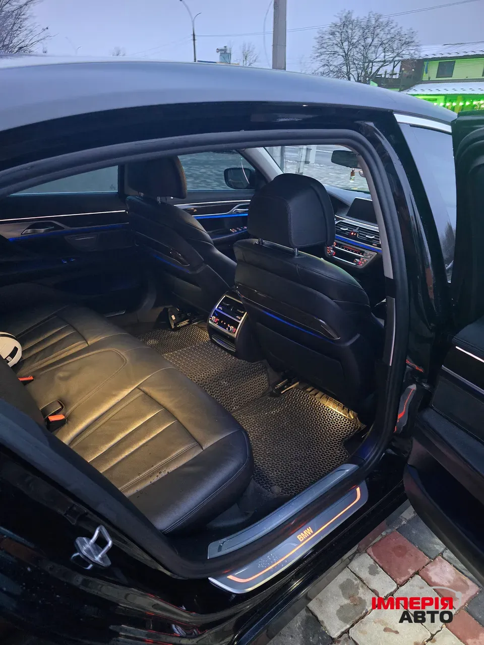 BMW 7 серії - фото 8