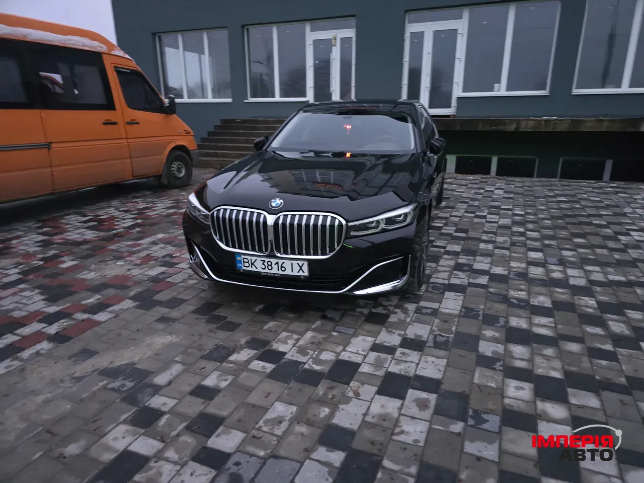 BMW 7 серії - фото 3