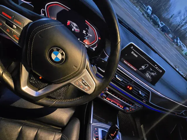 BMW 7 серії - фото 1