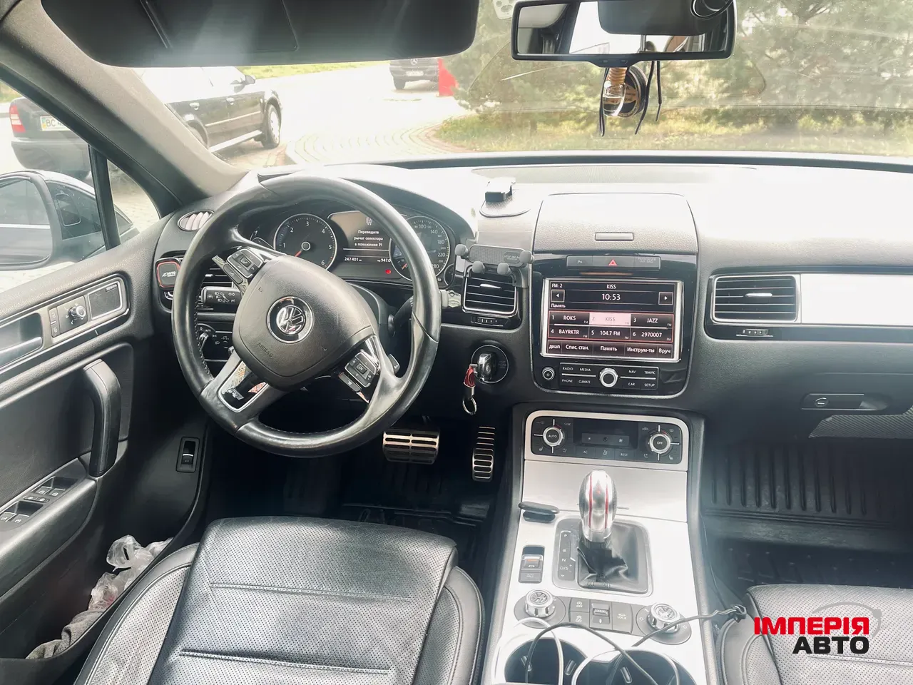 Volkswagen Touareg - фото 9