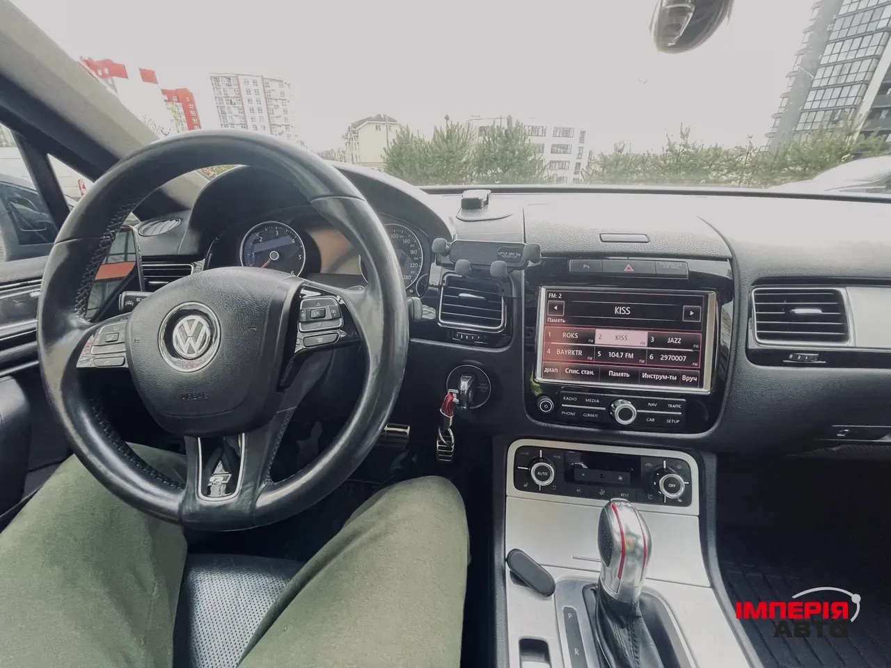 Volkswagen Touareg - фото 10