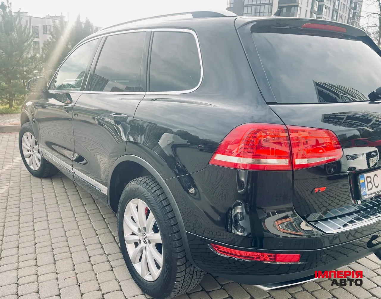 Volkswagen Touareg - фото 5