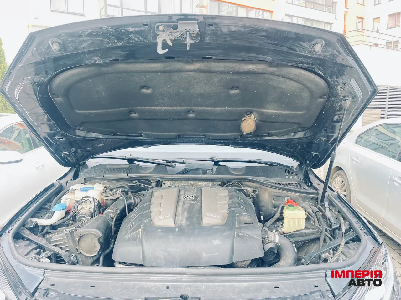 Volkswagen Touareg - фото 14