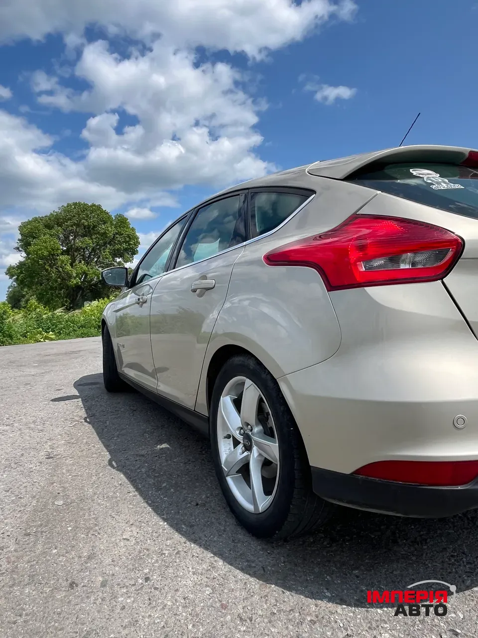 Ford Focus - фото 2