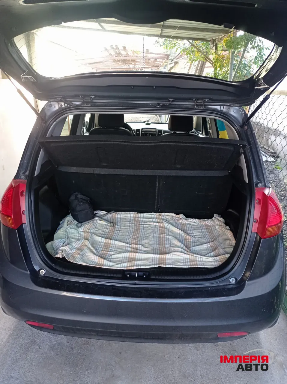 Kia Venga - фото 1