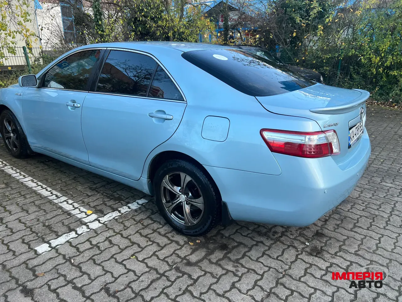 Toyota Camry - фото 3