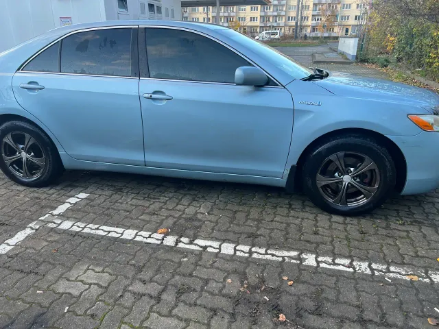 Toyota Camry - фото 4
