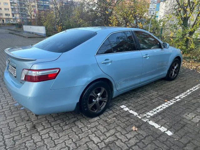 Toyota Camry - фото 5