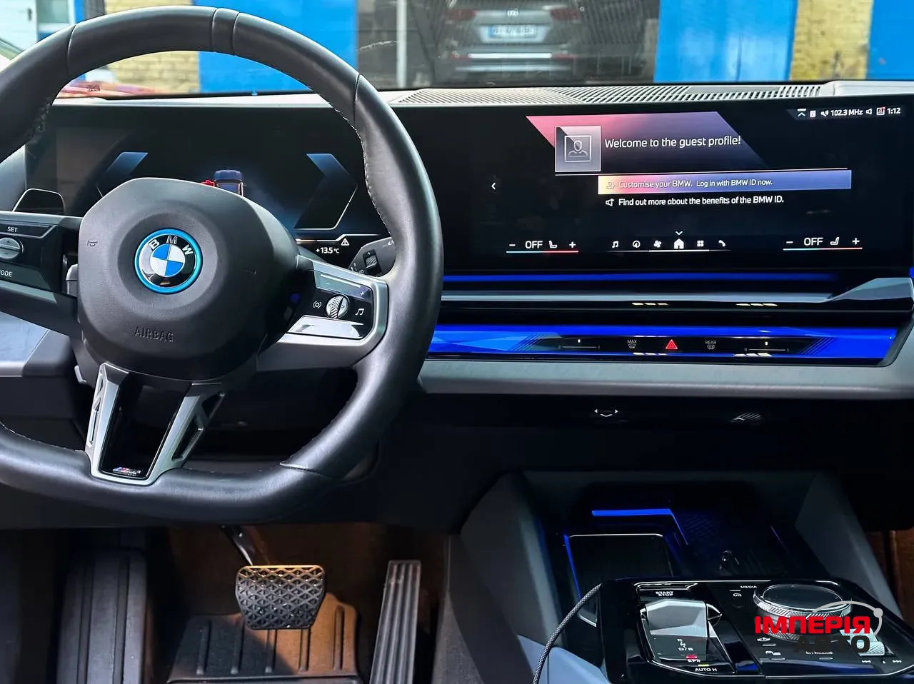 BMW i5 - фото 30