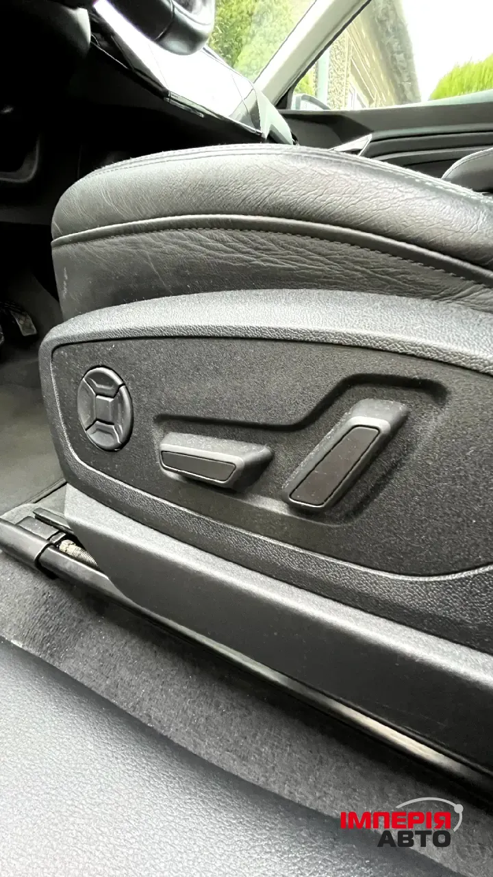 Audi e-tron - фото 10