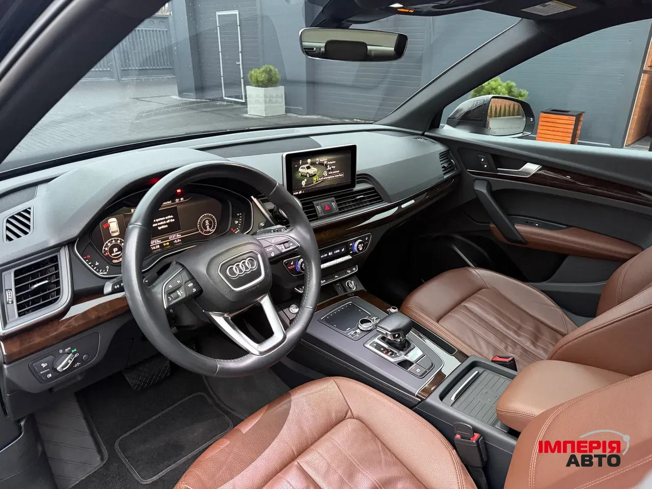 Audi Q5 - фото 14