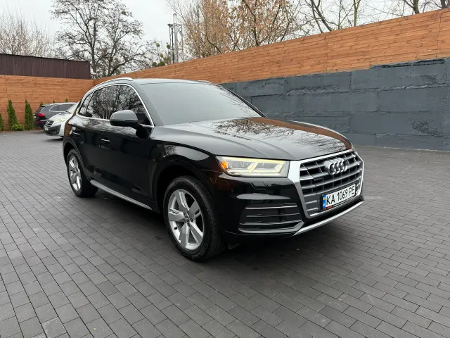 Audi Q5 - фото 2
