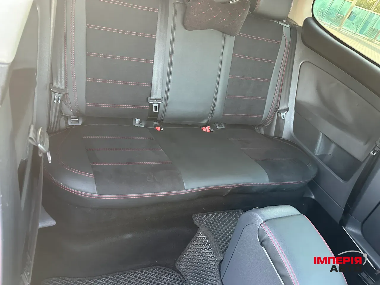 Volkswagen Golf - фото 15