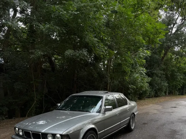 BMW 7 серії - фото 2