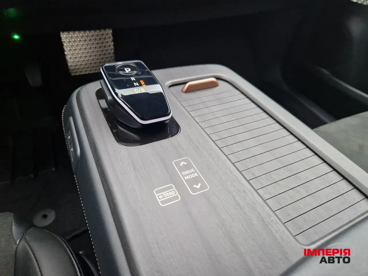 Nissan Ariya - фото 28