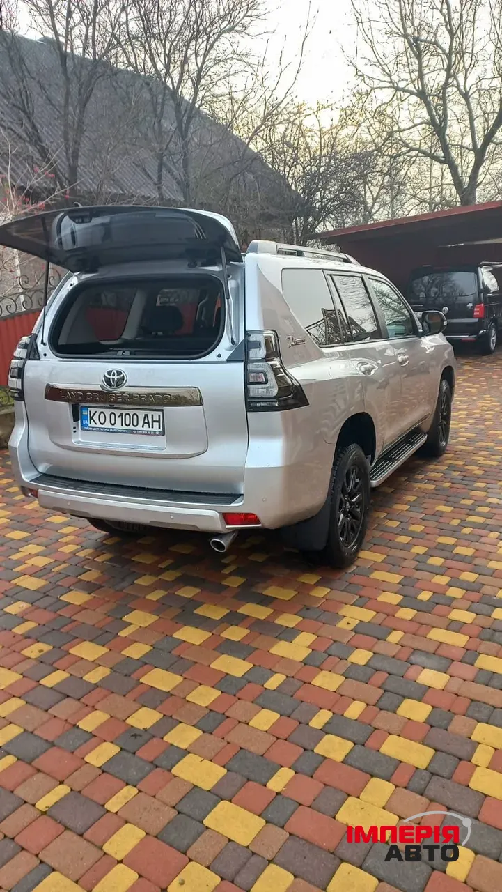 Toyota Land Cruiser Prado - фото 8