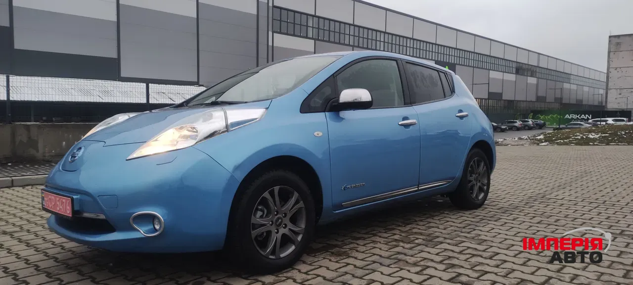 Nissan Leaf - фото 2