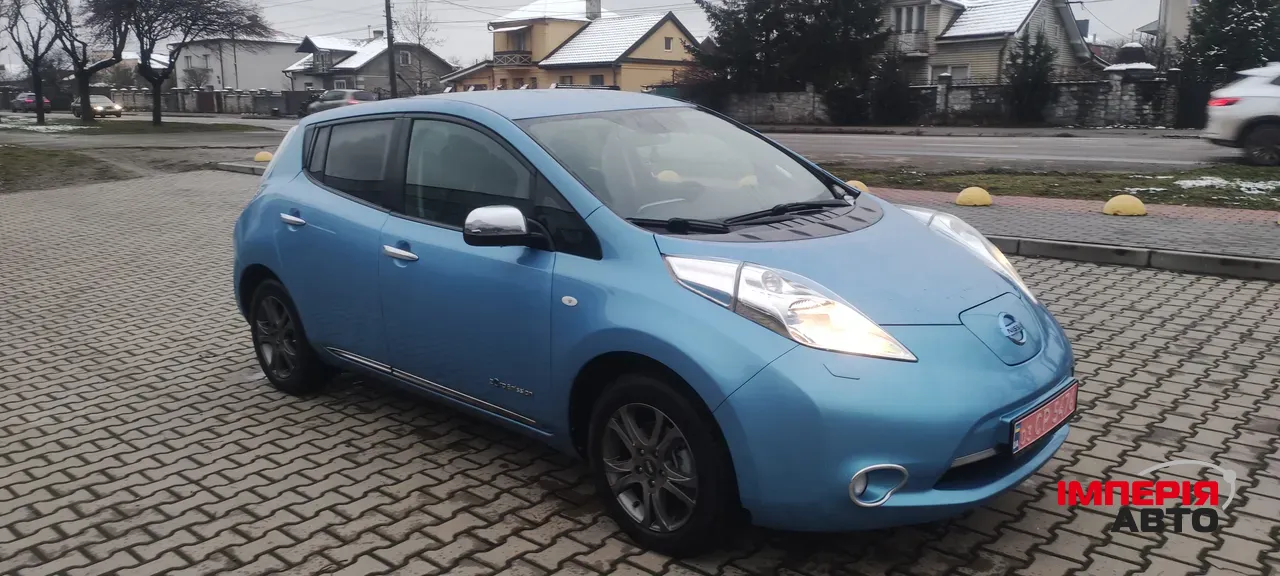 Nissan Leaf - фото 12