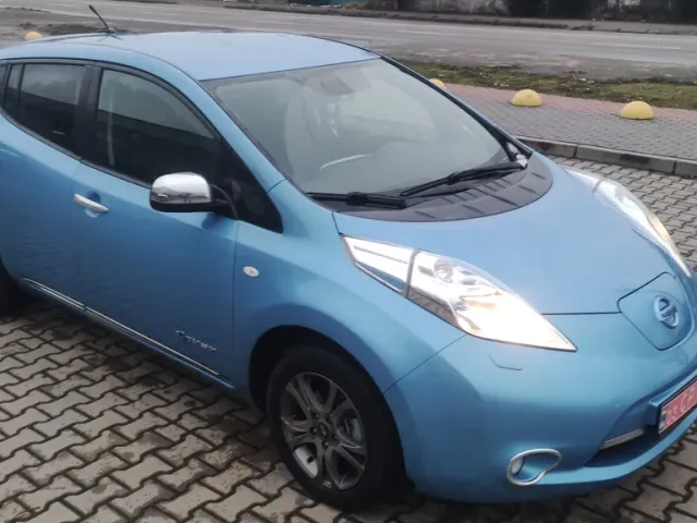 Nissan Leaf - фото 5