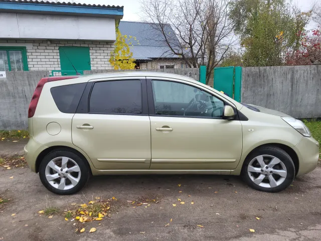 Nissan Note - фото 2