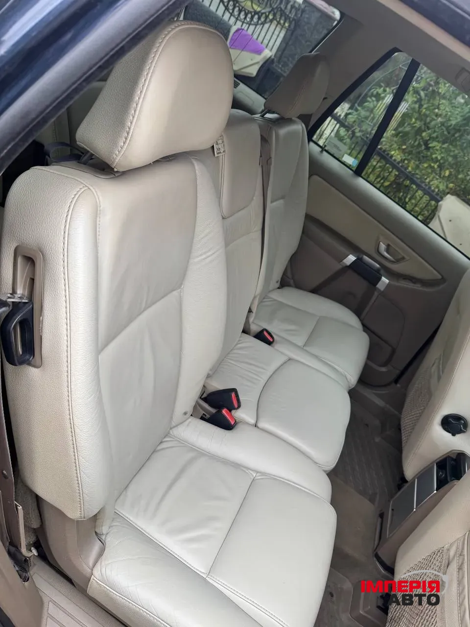 Volvo XC90 - фото 9