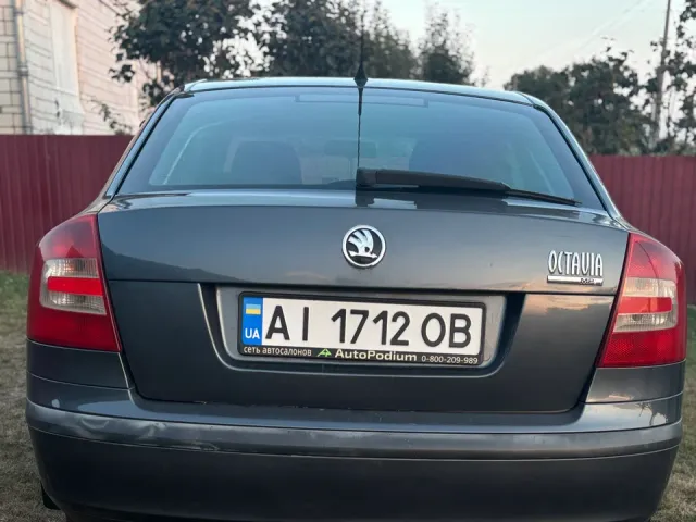 Skoda Octavia - фото 3