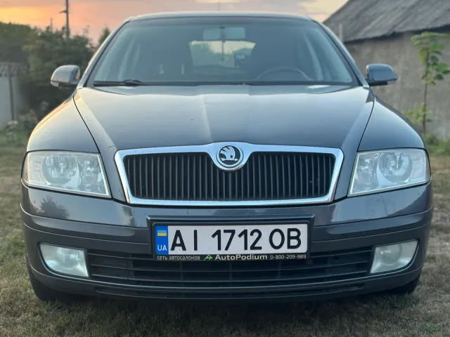 Skoda Octavia - фото 2