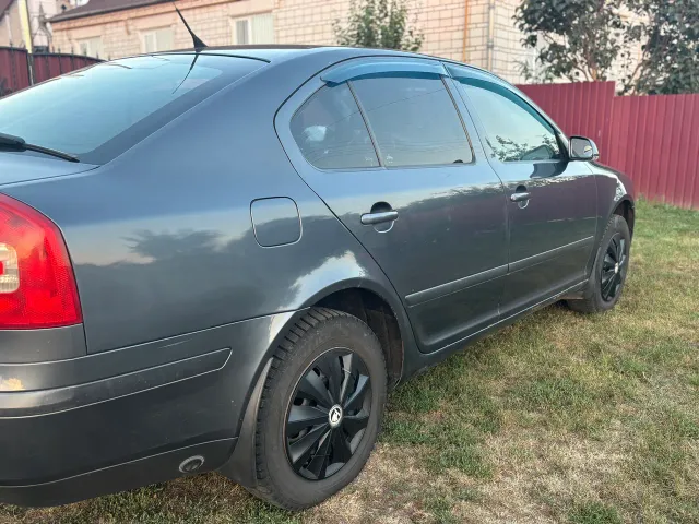 Skoda Octavia - фото 4