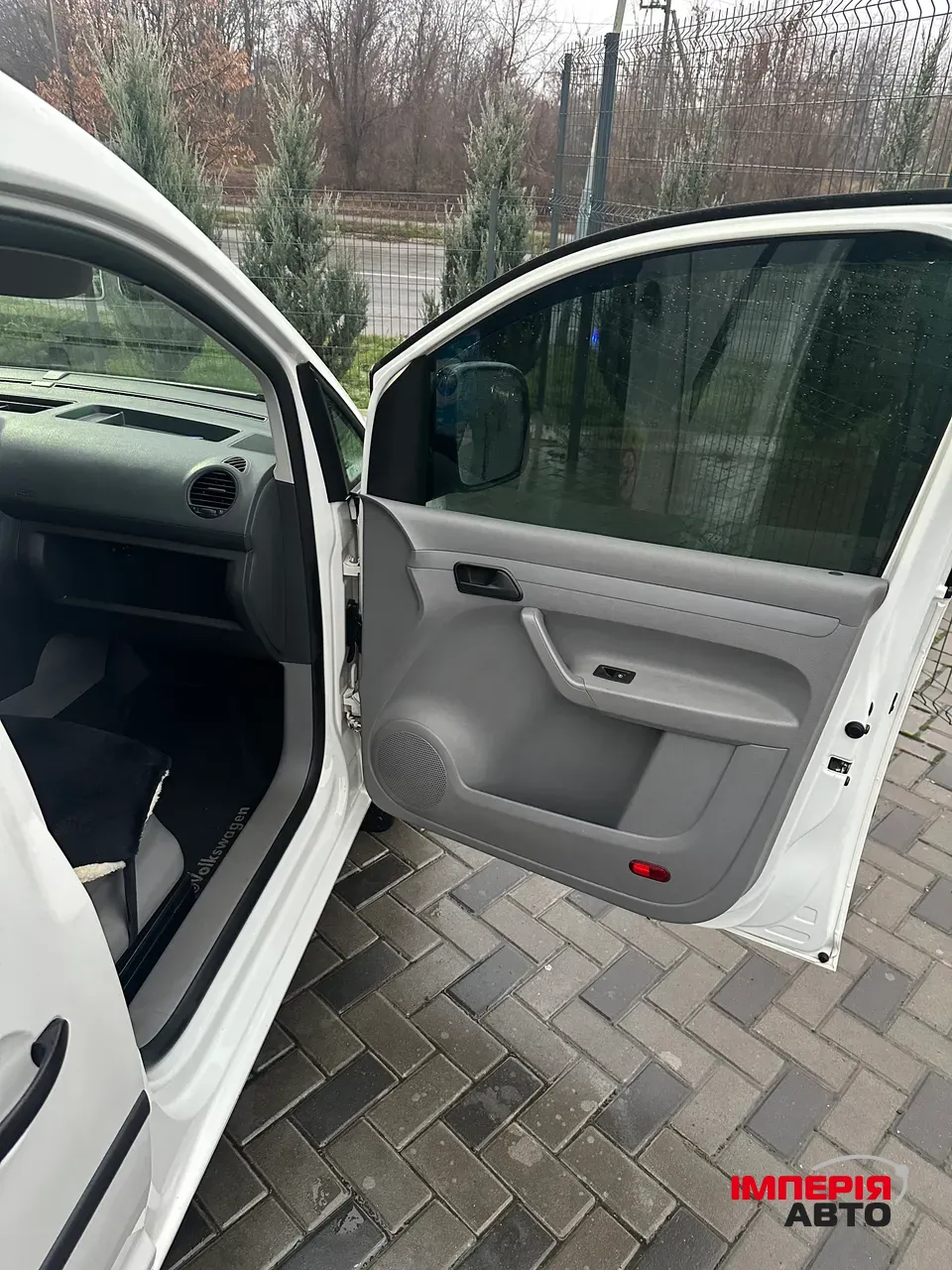 Volkswagen Caddy - фото 7