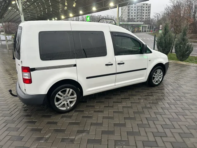 Volkswagen Caddy - фото 3