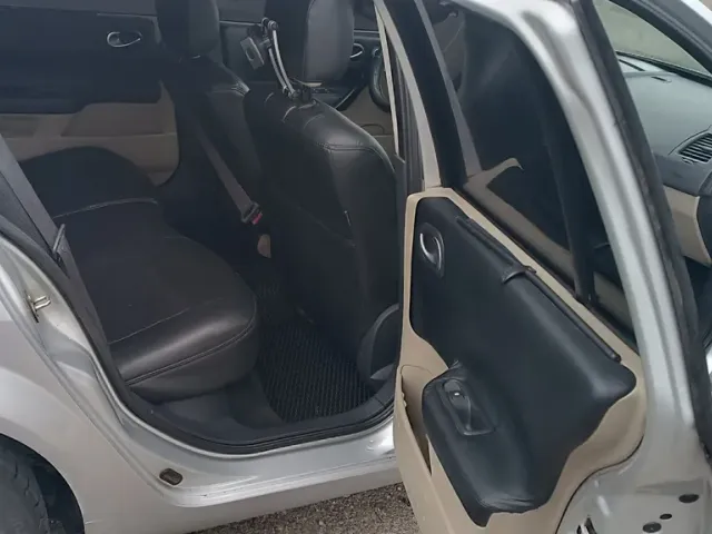 Renault Megane - фото 3