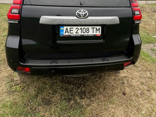 Toyota Land Cruiser Prado - фото 1