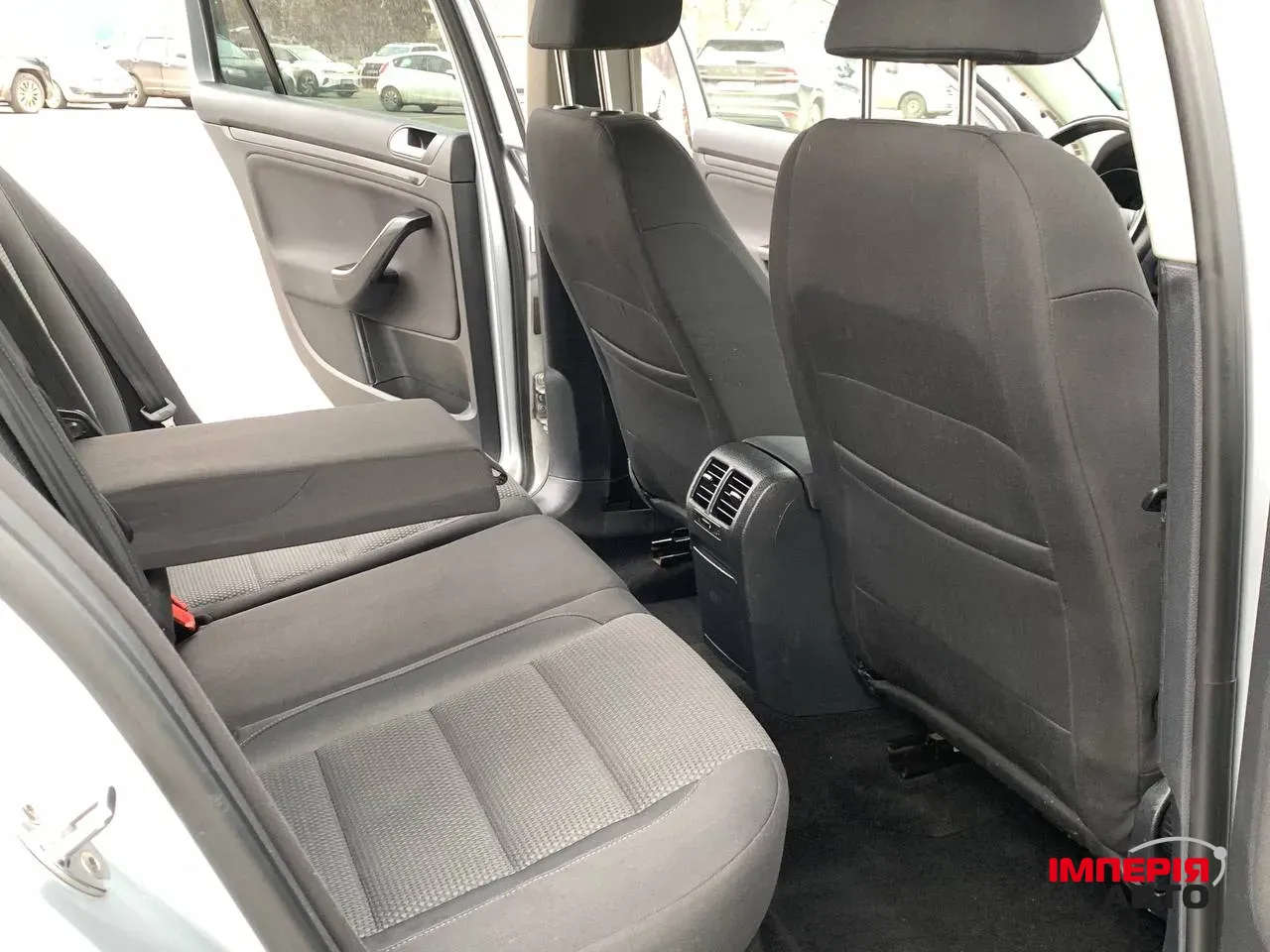 Volkswagen Golf - фото 15