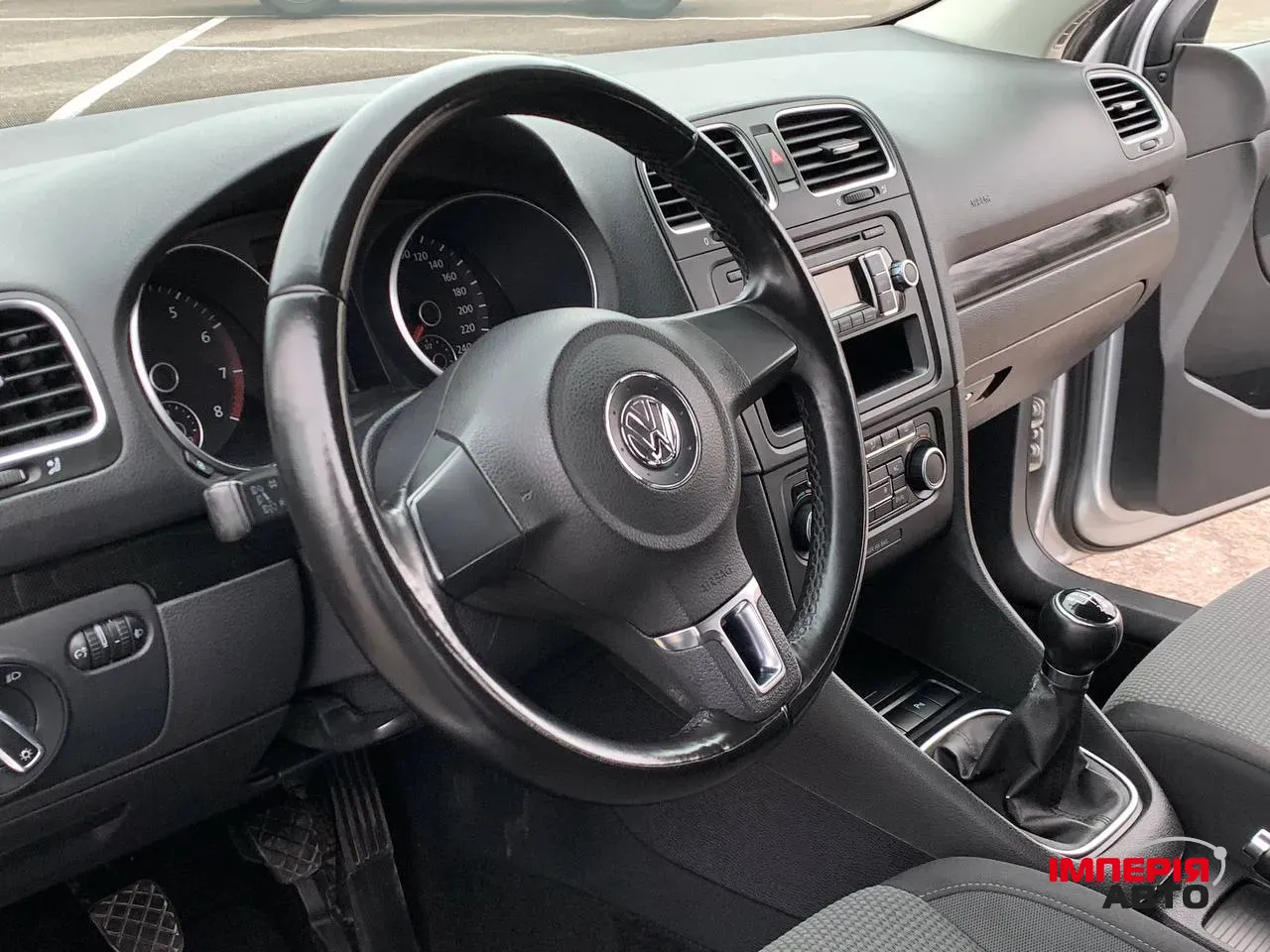 Volkswagen Golf - фото 16