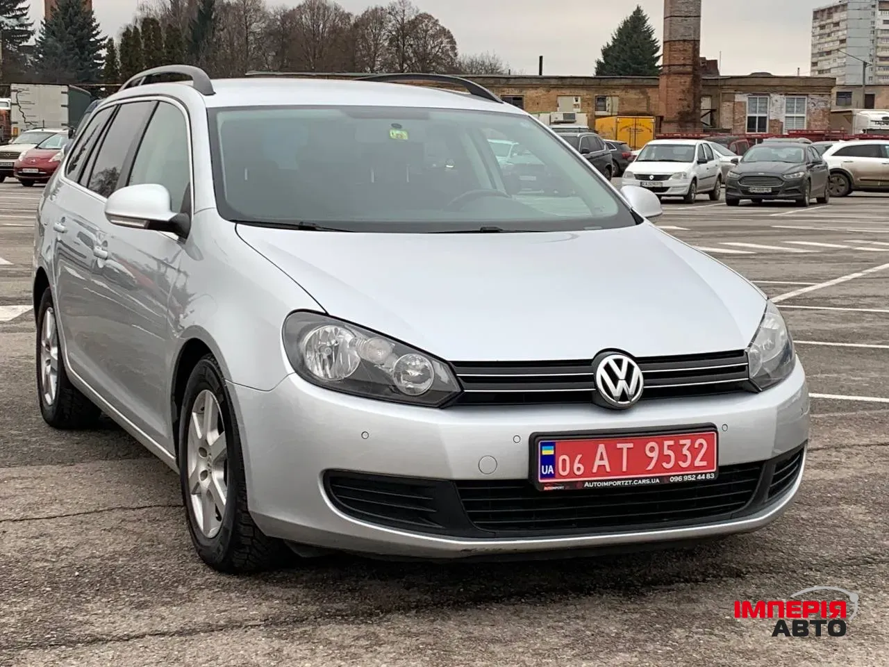Volkswagen Golf - фото 6