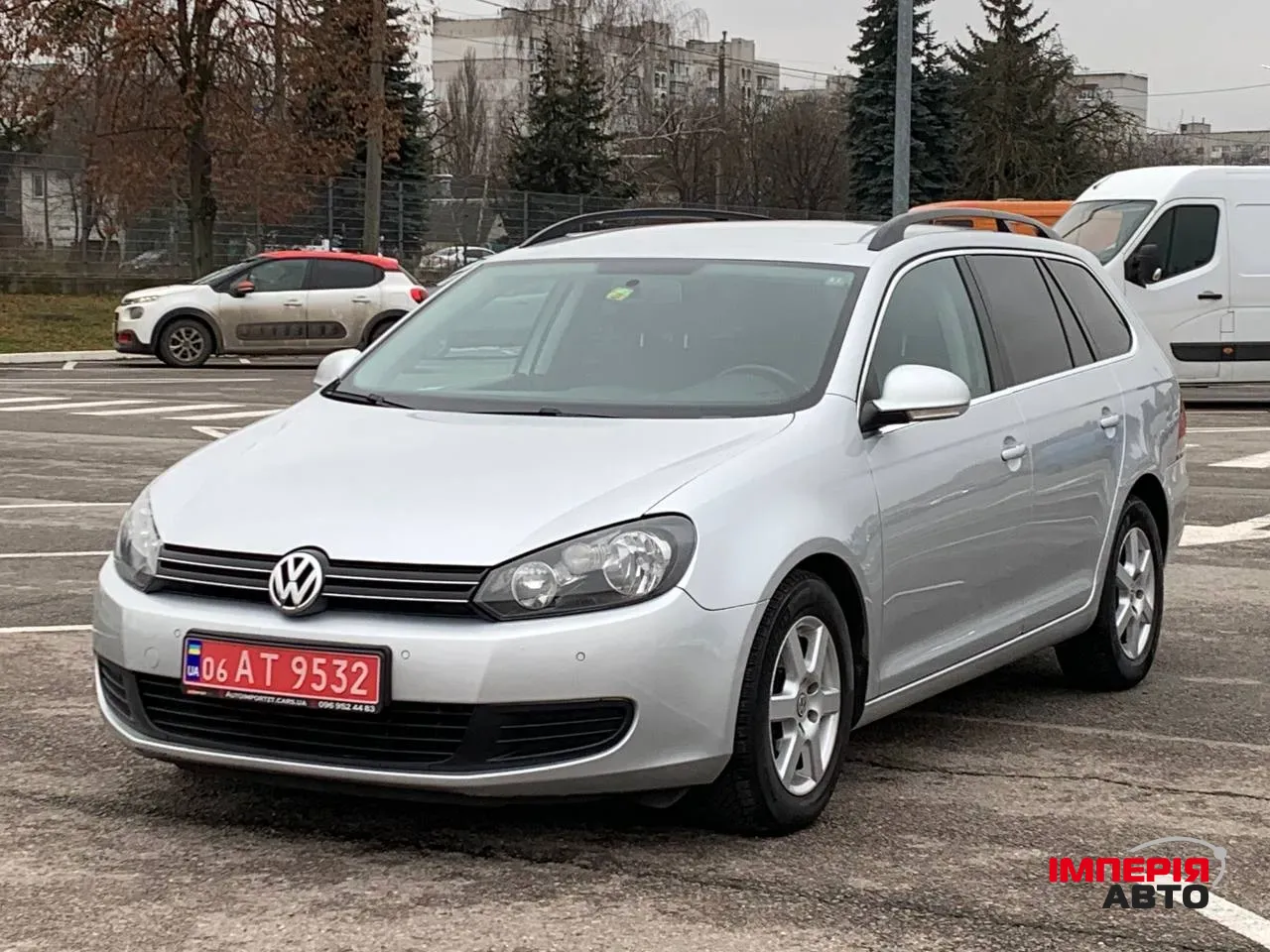 Volkswagen Golf - фото 8